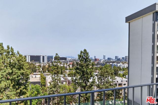 100 S Doheny Drive 719, Los Angeles, CA 90048