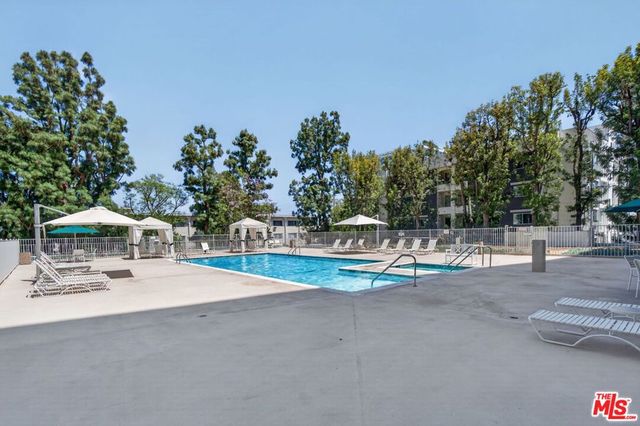 100 S Doheny Drive 719, Los Angeles, CA 90048