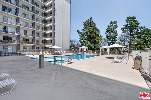 100 S Doheny Drive 719, Los Angeles, CA 90048