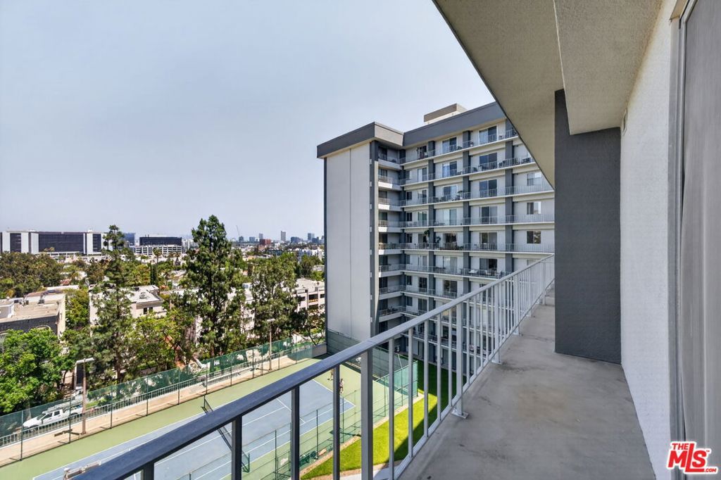 100 S Doheny Drive 719, Los Angeles, CA 90048