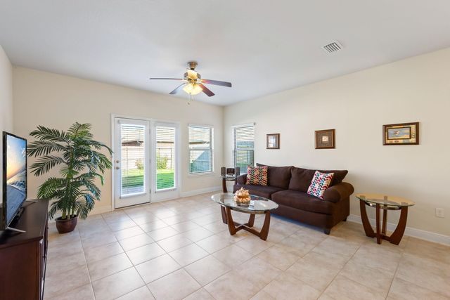 1729 Waterford Sound Boulevard, Gulf Breeze, FL 32563