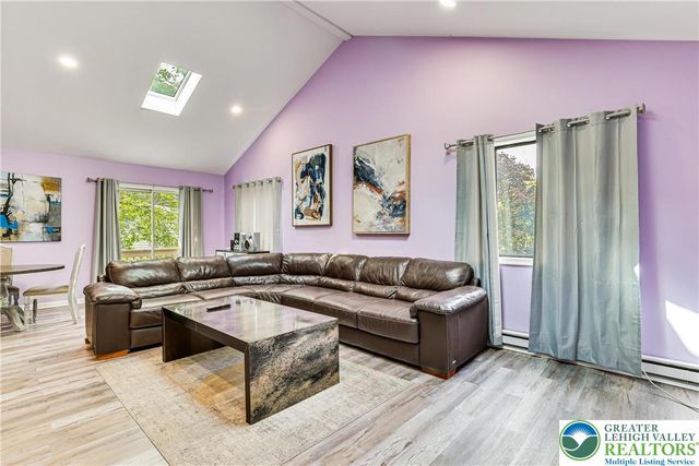 7901 Sleepy Hollow Drive, Coolbaugh Twp, PA 18466