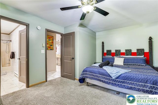 7901 Sleepy Hollow Drive, Coolbaugh Twp, PA 18466