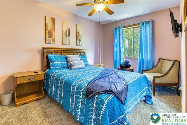 7901 Sleepy Hollow Drive, Coolbaugh Twp, PA 18466