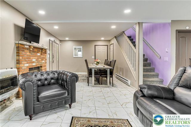 7901 Sleepy Hollow Drive, Coolbaugh Twp, PA 18466