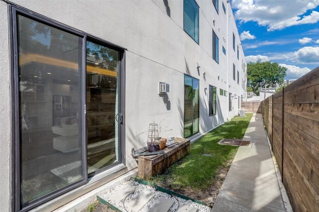 3923 Cole Avenue 101, Dallas, TX 75204