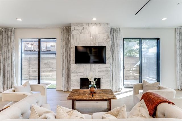 3923 Cole Avenue 101, Dallas, TX 75204