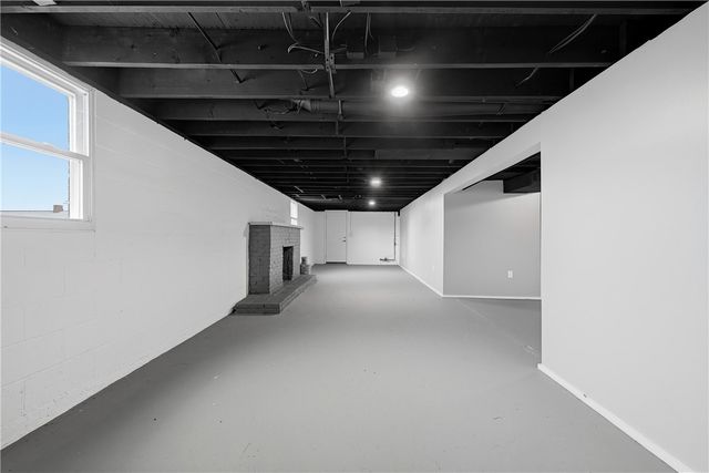 667 Memorial Dr, Plum Boro, PA 15068