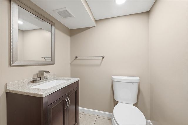 667 Memorial Dr, Plum Boro, PA 15068