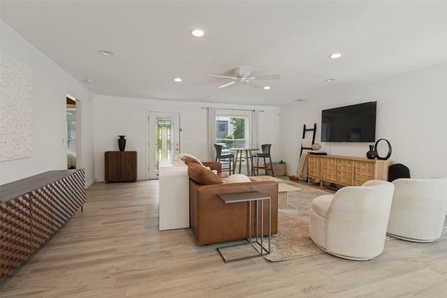3811 Eaton Drive, Dallas, TX 75220