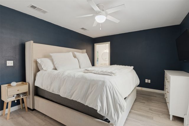 3811 Eaton Drive, Dallas, TX 75220