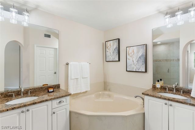 6500 Valen WAY A203, Naples, FL 34108