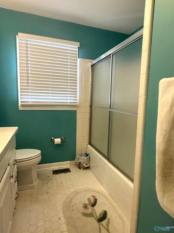1204 8th Street SW, Decatur, AL 35601
