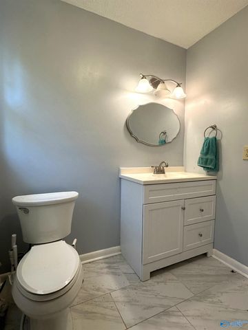 1204 8th Street SW, Decatur, AL 35601