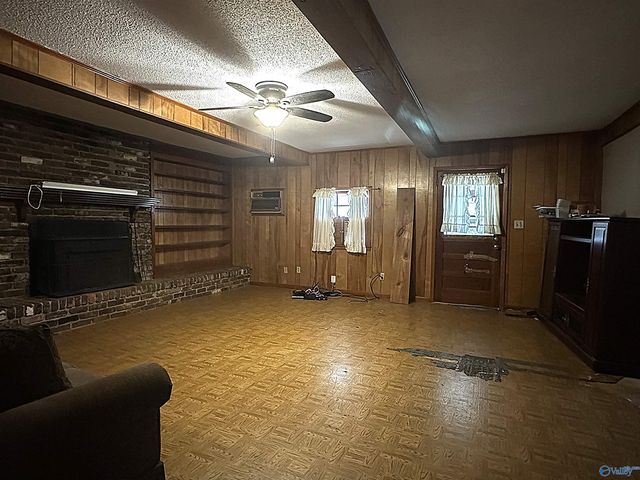 1204 8th Street SW, Decatur, AL 35601