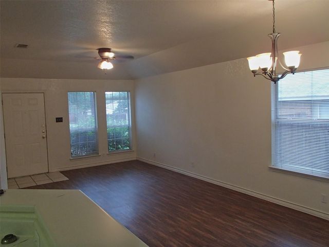 304 Tamara DR A, Georgetown, TX 78628