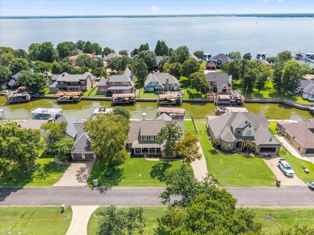 254 Saint Andrews Drive E, Mabank, TX 75156