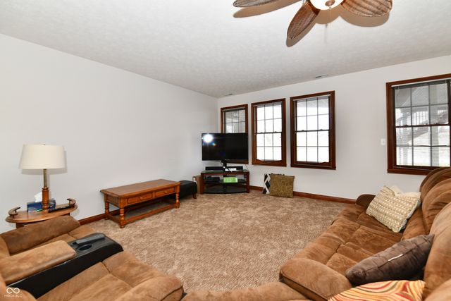 4498 Hickory Grove Boulevard, Greenwood, IN 46143