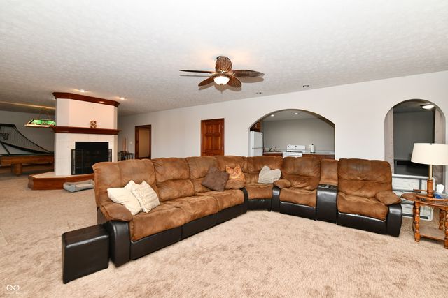 4498 Hickory Grove Boulevard, Greenwood, IN 46143