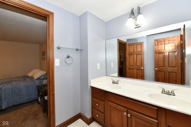 4498 Hickory Grove Boulevard, Greenwood, IN 46143