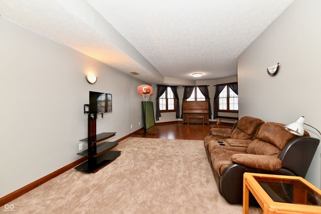 4498 Hickory Grove Boulevard, Greenwood, IN 46143