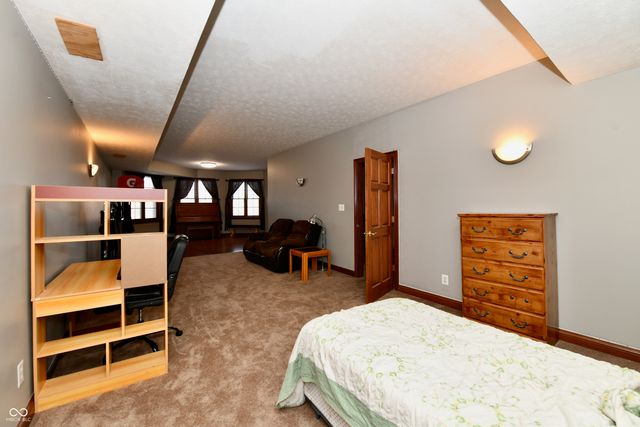 4498 Hickory Grove Boulevard, Greenwood, IN 46143