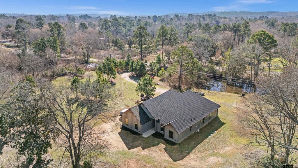 2434 County Road 3114, Jacksonville, TX 75766