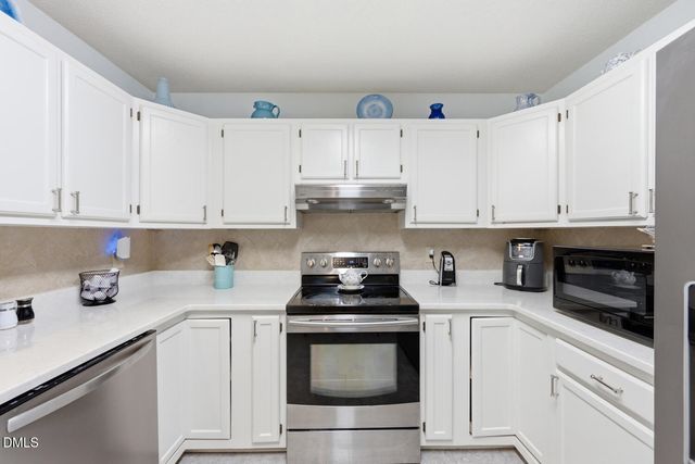 112 Sequoia Court, Cary, NC 27513