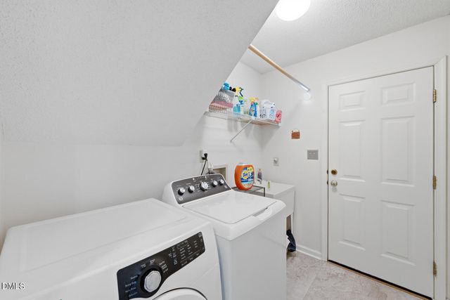 112 Sequoia Court, Cary, NC 27513