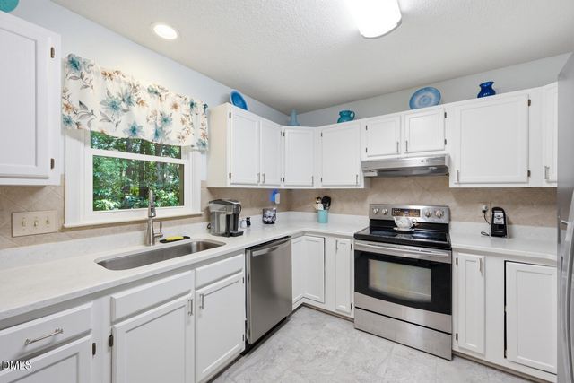 112 Sequoia Court, Cary, NC 27513