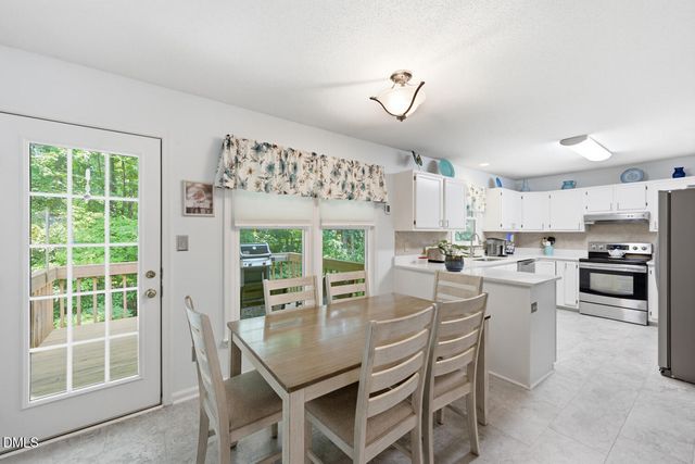 112 Sequoia Court, Cary, NC 27513
