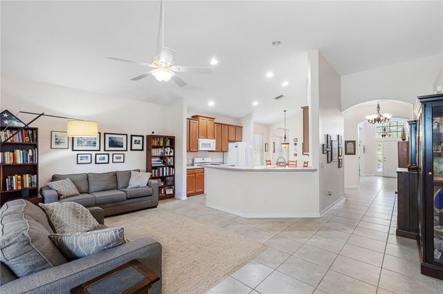 5335 CLOVER MIST DRIVE, Apollo Beach, FL 33572