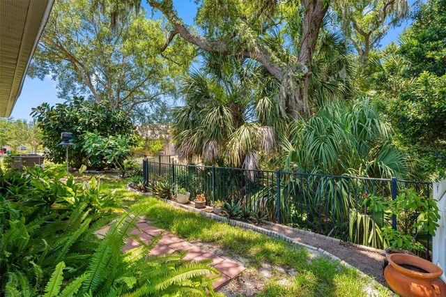 5335 CLOVER MIST DRIVE, Apollo Beach, FL 33572
