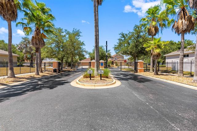 5335 CLOVER MIST DRIVE, Apollo Beach, FL 33572