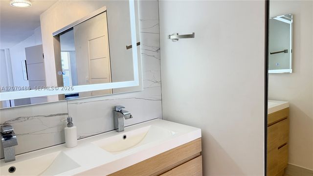 3800 S Ocean Dr 1118, Hollywood, FL 33019