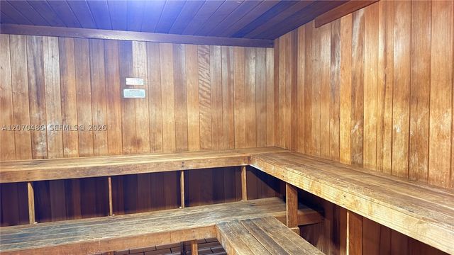 3800 S Ocean Dr 1118, Hollywood, FL 33019