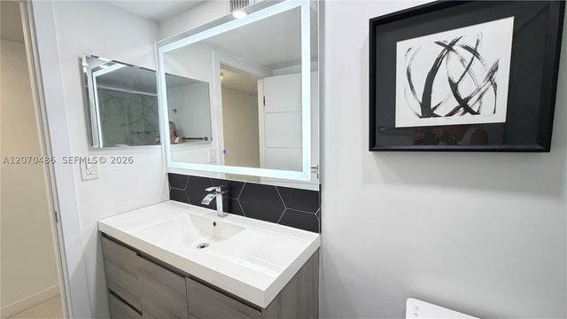 3800 S Ocean Dr 1118, Hollywood, FL 33019