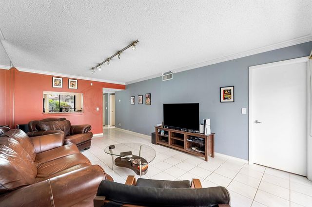 105 Tropic Isle Drive Apt 22d, Delray Beach, FL 33483