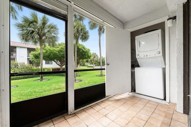 105 Tropic Isle Drive Apt 22d, Delray Beach, FL 33483