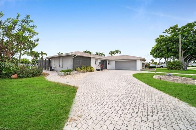 1138 N Lucerne Ave, Cape Coral, FL 33904