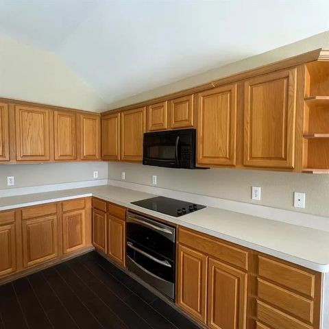 10218 Stone Falls Lane, Frisco, TX 75035