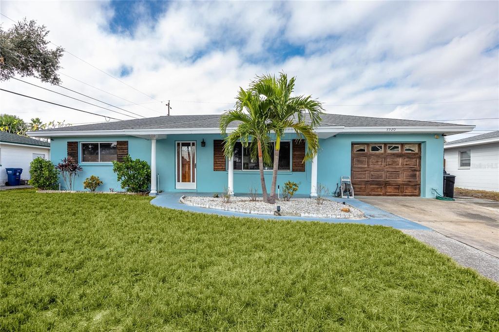 8920 109TH LANE, Seminole, FL 33772