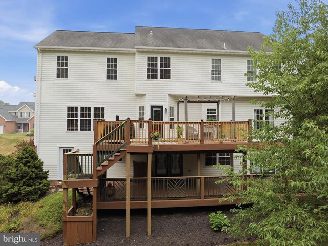 7930 GOLF VISTA DRIVE, Greencastle, PA 17225
