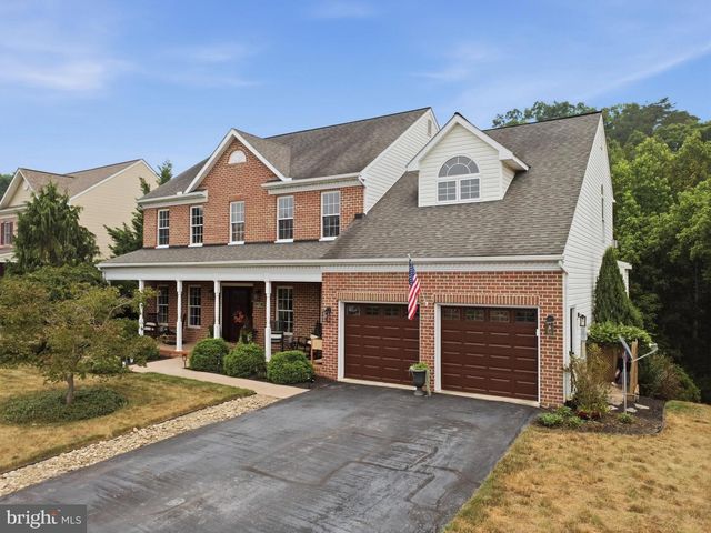7930 GOLF VISTA DRIVE, Greencastle, PA 17225