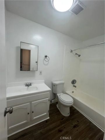 1123 Ohio, Long Beach, CA 90804