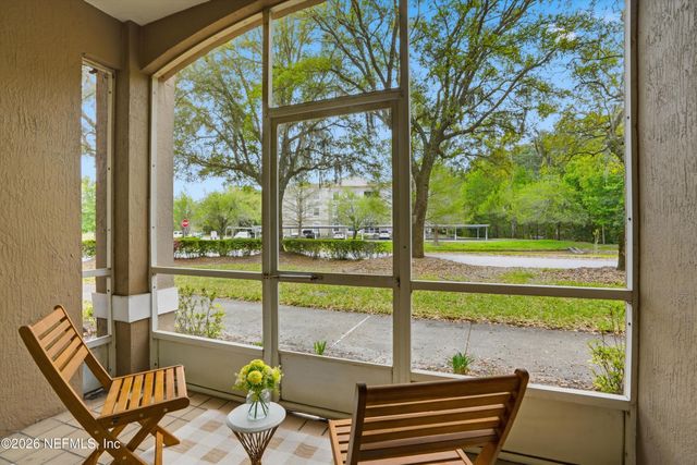 10550 BAYMEADOWS Road 218, Jacksonville, FL 32256