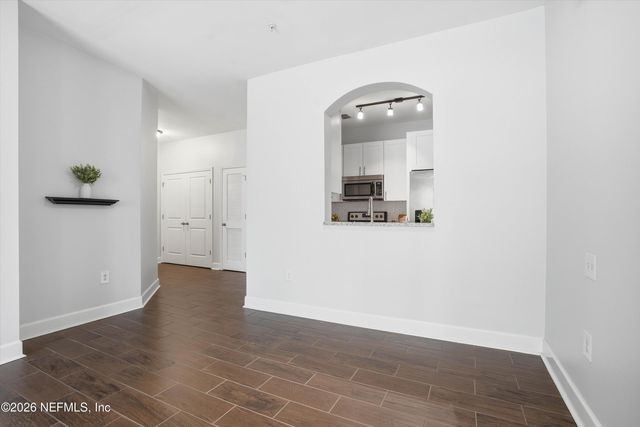 10550 BAYMEADOWS Road 218, Jacksonville, FL 32256