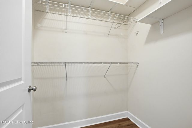 10550 BAYMEADOWS Road 218, Jacksonville, FL 32256