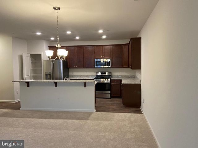 321 KRAMER CT, Florence, NJ 08518