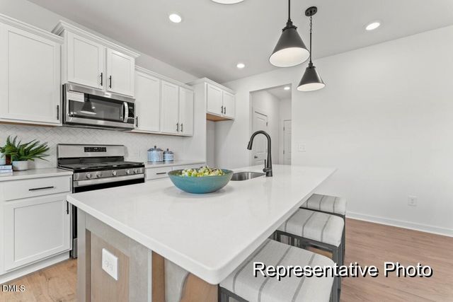 127 S Buggy Drive 158, Benson, NC 27504